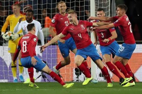 开云体育娱乐app-捷克队在欧洲联赛中遭遇逆境，需要调整战术()