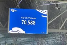 开云体育app-精彩足球赛事开启百年之约，球员斗志高昂！(精彩的足球进球瞬间)