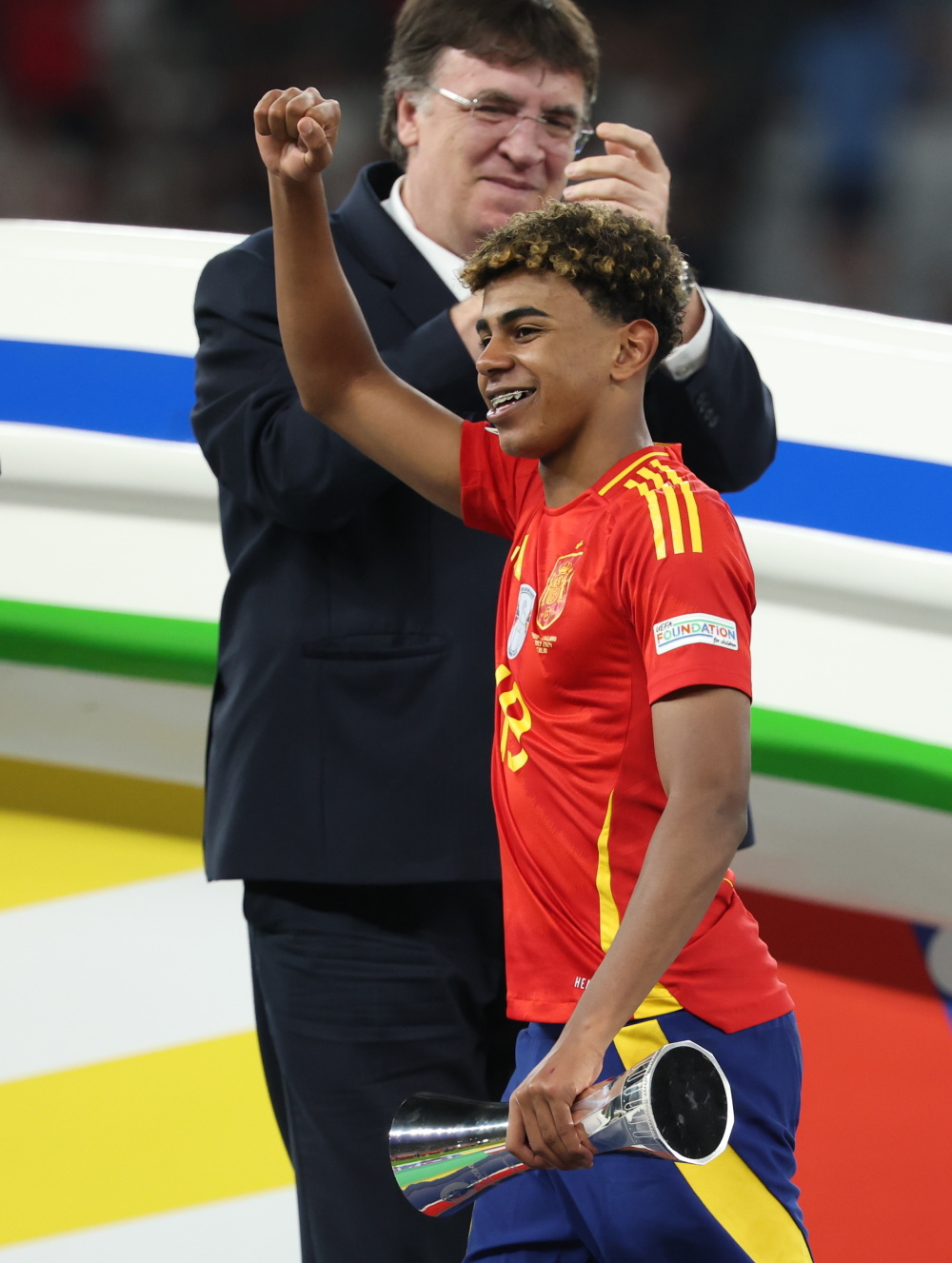 开云体育app-西班牙队员状态火热，成功晋级欧锦赛()  第2张