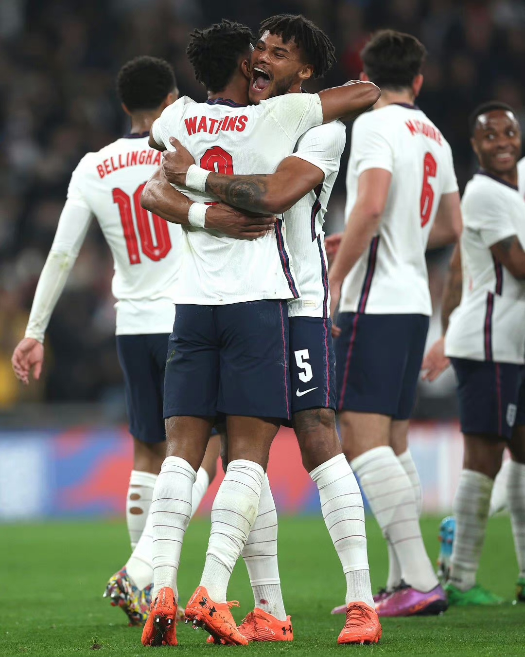 明斯特球员火力全开，轻松击败对手()  第2张